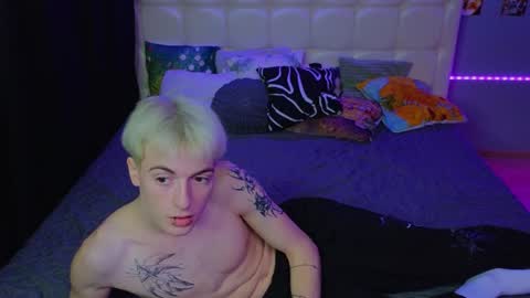 Snapshot of boicute chatting on 01.28.25 ALEXPVT IS OPEN online show from 01.28.25