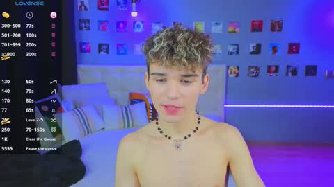 Snapshot of boicute chatting on 02.23.25 ALEXPVT IS OPEN online show from 02.23.25