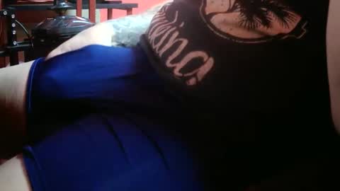Snapshot of bondomorales chatting on 05.24.26 bondomorales online show from 05.24.26