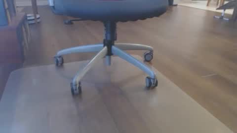 FRECKLES online show from 12.21.25