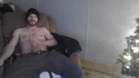 Snapshot of bone_daddy_4u chatting on 12.28.24 Bone daddy online show from 12.28.24