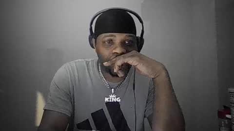 Snapshot of bonesda477613 chatting on 04.19.26 bonesda477613 online show from 04.19.26