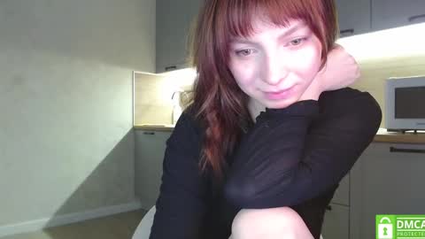 Snapshot of bonjourlabelle chatting on 01.08.25 Mary 3 live time content 18 online show from 01.08.25