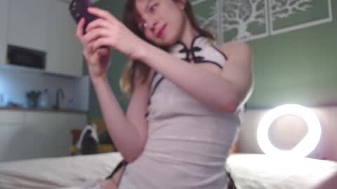 Snapshot of bonjourlabelle chatting on 10.23.25 Mary 3 live time content 18 online show from 10.23.25