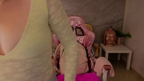 Bonnie  online show from 04.18.26