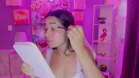 Snapshot of bonnie_benet chatting on 12.30.24 Bonnie online show from 12.30.24