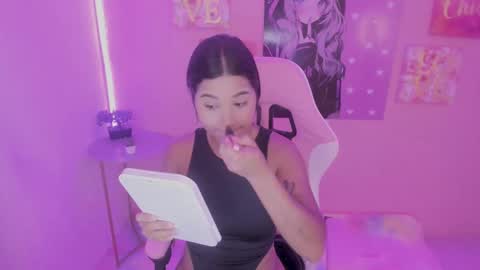 Snapshot of bonnie_benet chatting on 01.20.25 Bonnie online show from 01.20.25