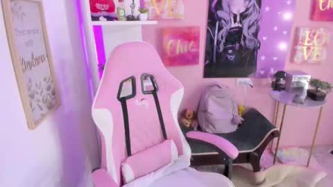 Snapshot of bonnie_benet chatting on 10.19.25 Bonnie online show from 10.19.25