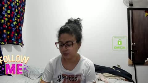 bonnie lam  hello welcome to my room I hope you have fun and you can reach your maximum pleasure here with me online show from 06.04.26