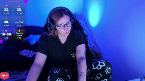 Bonnie Help me reach 500 likes online show from 04.10.26