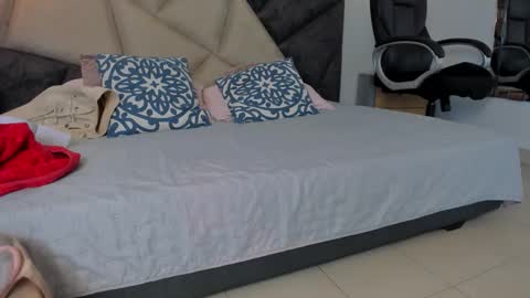   online show from 02.06.26