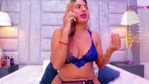 Snapshot of bonnieowen chatting on 02.06.25 Bonnie online show from 02.06.25