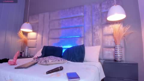 Snapshot of bonnieowen chatting on 02.16.25 Bonnie online show from 02.16.25