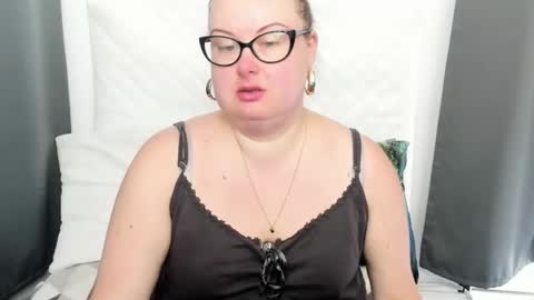 Bonnie online show from 10.13.25