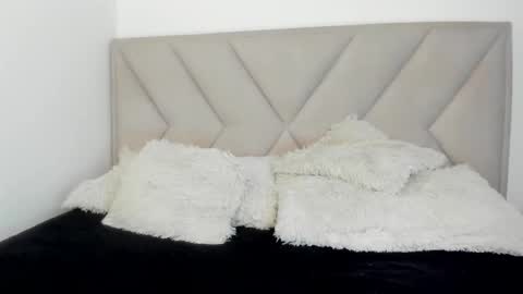 Bonnie  online show from 10.31.25