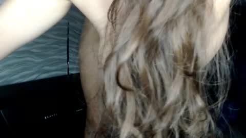 bonny_klyde95 online show from 11.28.25