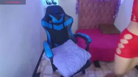 Snapshot of bonnye_star chatting on 12.31.24 online show from 12.31.24