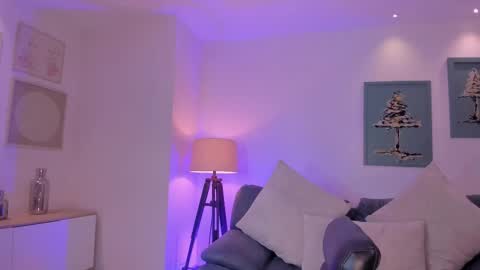 Bonny online show from 09.17.25