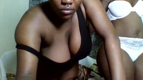 Snapshot of boobey_warden chatting on 09.13.25 boobey_warden online show from 09.13.25