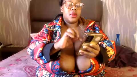 Snapshot of boobsqueen46k chatting on 06.23.26 boobsqueen46k online show from 06.23.26