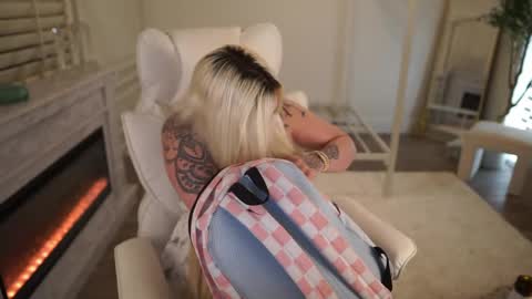 Miley online show from 02.09.25