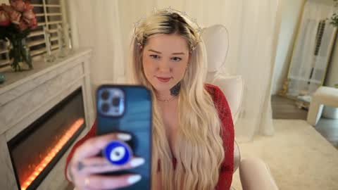 Miley online show from 02.11.25