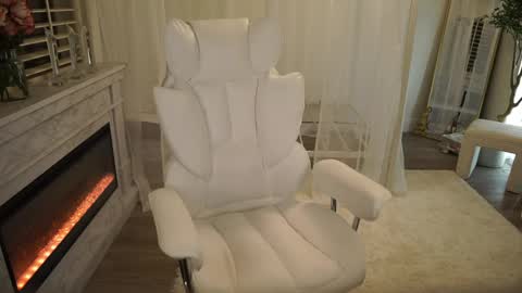 Miley online show from 02.11.25