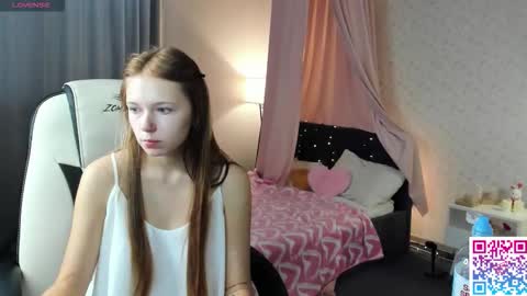 Snapshot of booozekirs_ chatting on 09.24.25 Milena online show from 09.24.25
