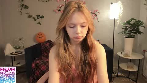 Snapshot of booozekirs_ chatting on 10.23.25 Milena online show from 10.23.25