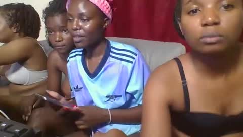 Snapshot of bootie_caramel chatting on 02.24.25 bootie_caramel online show from 02.24.25