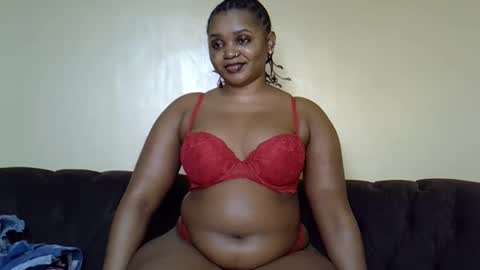 bootieshakess online show from 10.30.25