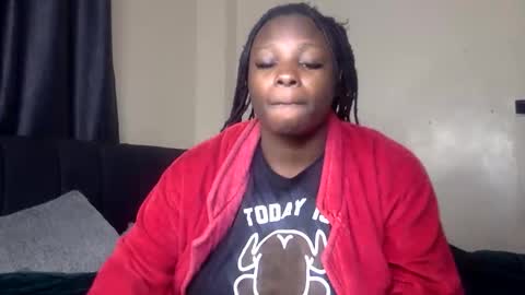 Snapshot of bootylicious_1_ chatting on 02.17.26 vee online show from 02.17.26