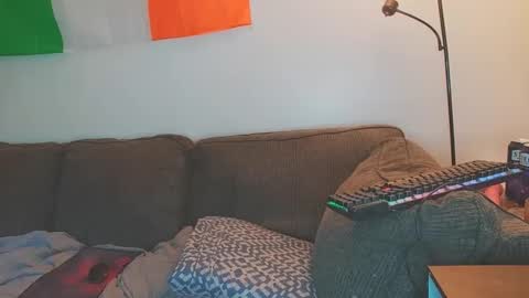 boredandirish21 online show from 09.21.25