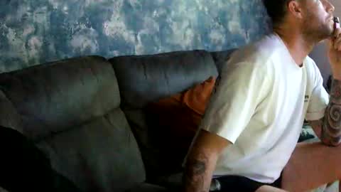 Snapshot of boshllama chatting on 06.04.26 James online show from 06.04.26