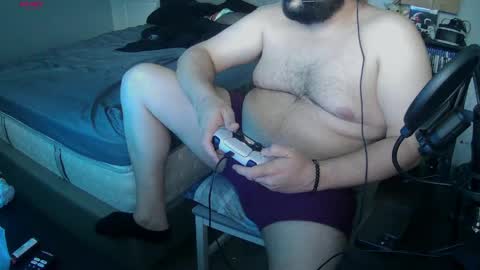 Snapshot of bottomman1990 chatting on 04.08.26 uncutpr online show from 04.08.26