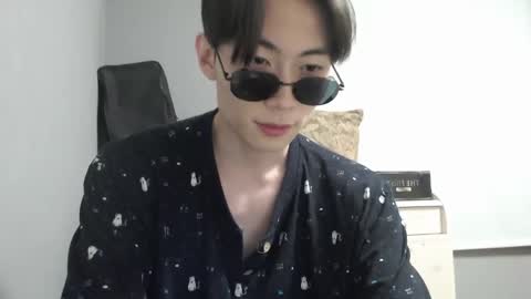 boxman556990 online show from 12.04.24