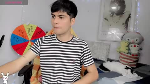 Snapshot of boy_andy__ chatting on 01.08.25 Aaron online show from 01.08.25