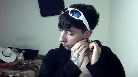 Boy Astro online show from 01.17.25