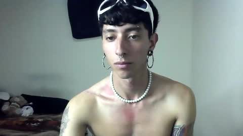 Boy Astro online show from 02.04.25