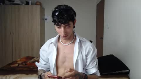 Boy Astro online show from 02.23.25