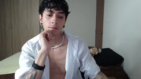 Boy Astro online show from 02.28.25