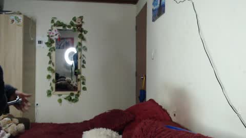 Boy Astro online show from 04.03.26