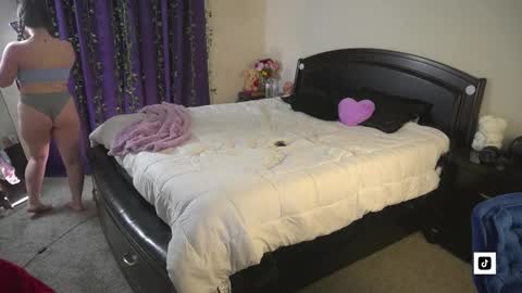 Pixel Pleasures online show from 02.26.26