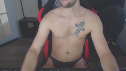 Snapshot of boy_t0y89 chatting on 03.03.25 boy_t0y89 online show from 03.03.25