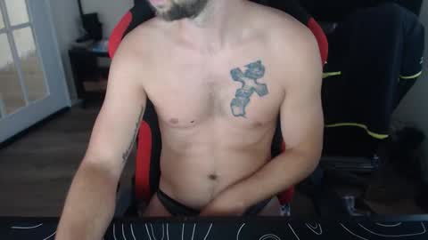 Snapshot of boy_t0y89 chatting on 10.13.25 boy_t0y89 online show from 10.13.25