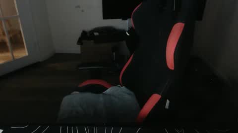 Snapshot of boy_t0y89 chatting on 12.23.25 boy_t0y89 online show from 12.23.25