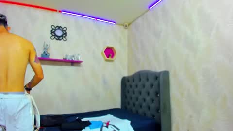 boy_tatto77 online show from 02.19.26