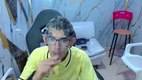 boy_tatto77 online show from 03.16.26