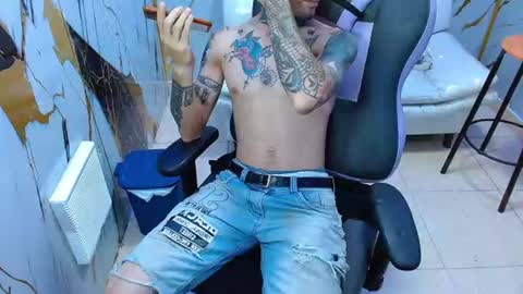 boy_tatto77 online show from 06.13.26