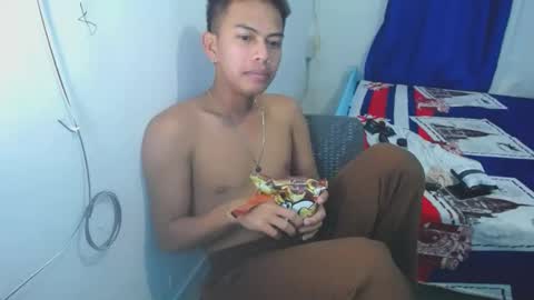 boyax16 online show from 12.25.24